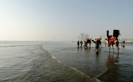 Karachi weather: Drizzle, light rain forecast for today
